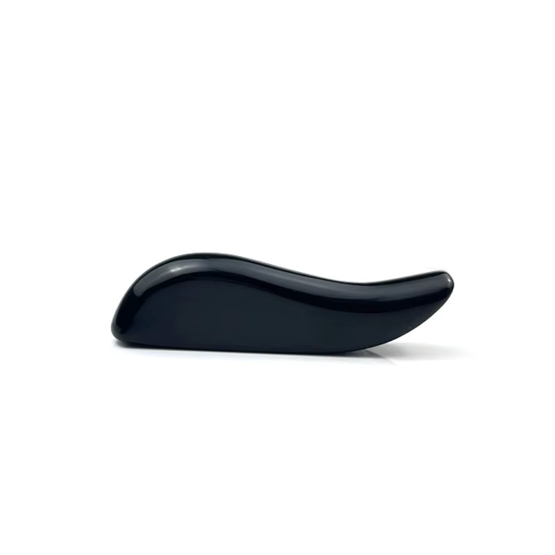 Obsidian Gua Sha Tool Curved Q - đánh giá và giá Skincare Queen